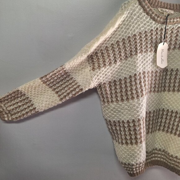 Vine and Love Boutique Chunky Knit Sweater Brown Stripes Soft Acrylic Oversized - Picture 3 of 9